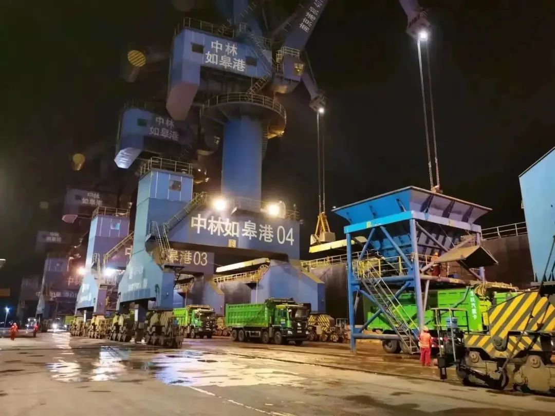 6461a01516568.jpg 4eeebe70e8ed626c0c3df70984625d36.jpg